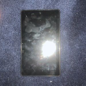 Kindle Fire Black Barley used and has screen protector